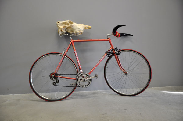 Tête de vélo, 2000